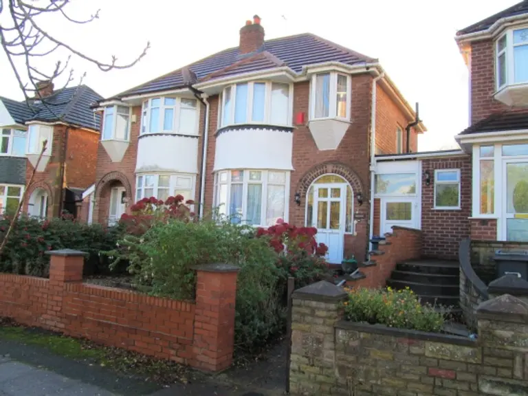 Huis in Birmingham, West Midlands 10015955