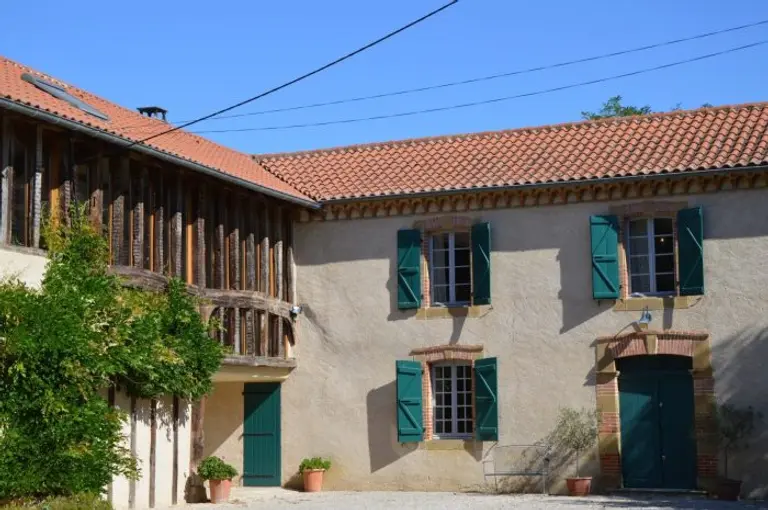 жилой дом в Castelnau-Magnoac, Occitanie 10828160