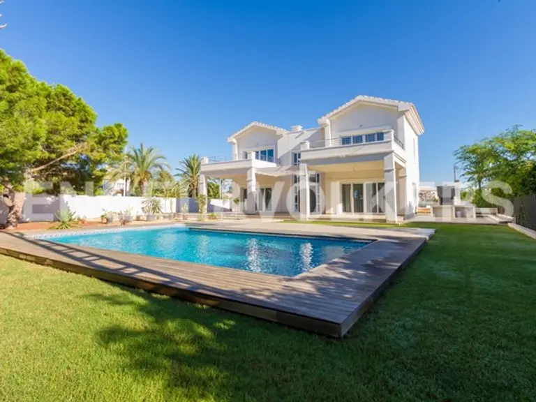 House in Cabo Roig, Comunidad Valenciana 10833245