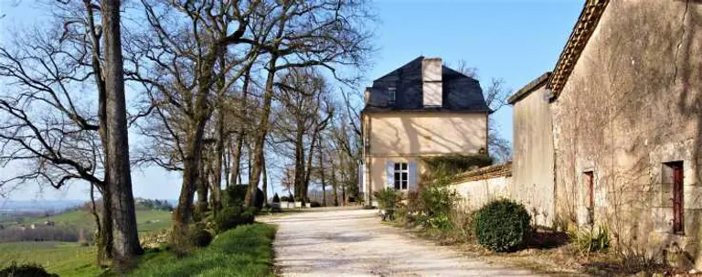 House in Bergerac, Nouvelle-Aquitaine 10837236